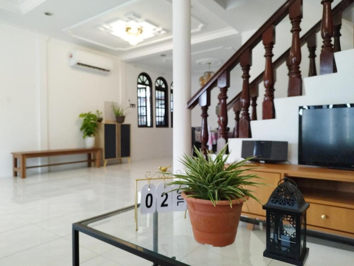 Grand Height Homestay 7A 10Pax 4Rooms Sibu Exterior photo