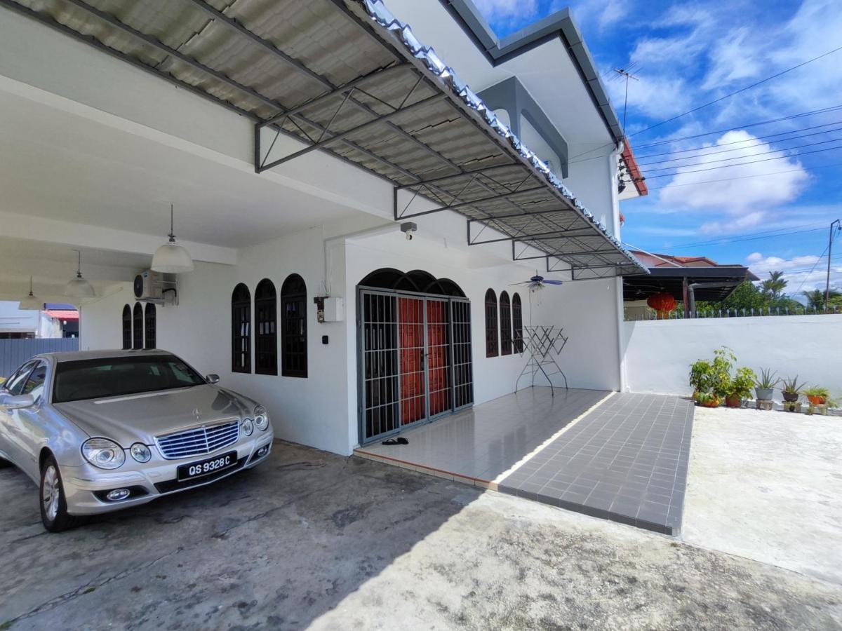 Grand Height Homestay 7A 10Pax 4Rooms Sibu Exterior photo